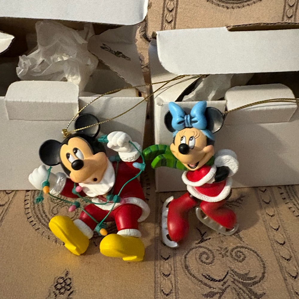 BNIB Vintage Christmas Magic Mickey and Minnie Ornaments